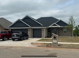 13401 Brampton Way, Yukon, OK 73099