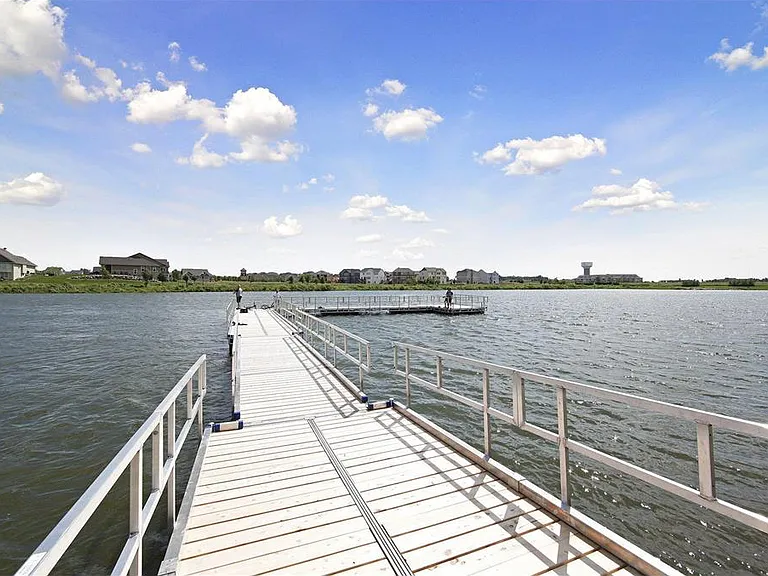 15615 Dunberry Way — Photo 4