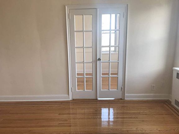 5th image of 7011 108th St APT 5M