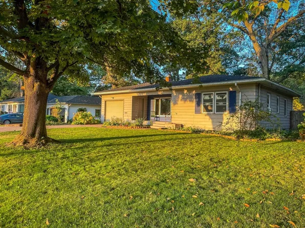 1481 Wisconsin River Drive, Port Edwards, WI 54469