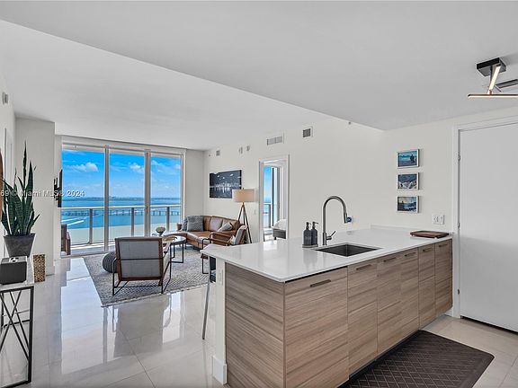 4th image of 1300 Brickell Bay Dr APT 3503