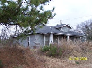 617 E Limestone St, Florence, AL 35630