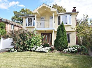 6461 231st St, Oakland Gardens, NY 11364