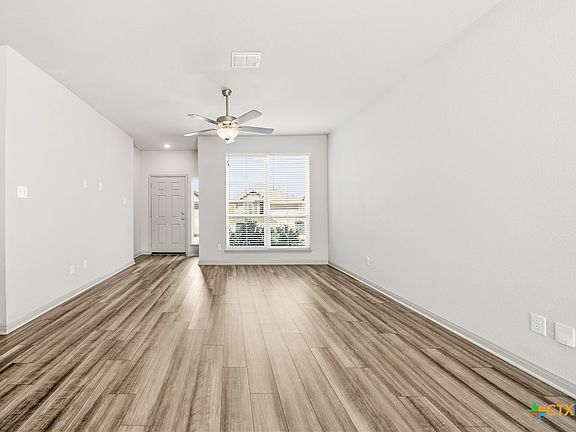 5th image of 3038 Dade Loop