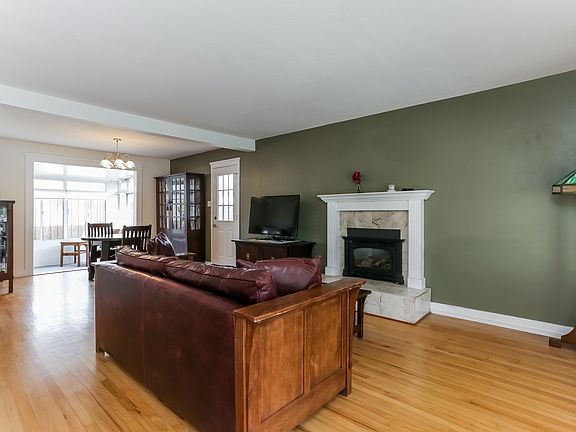 4th image of 1250 Hermosa Ave