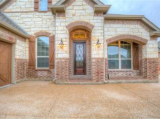 9002 Waters Ln, Rowlett, TX 75089