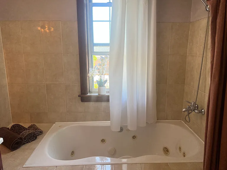 4106 N Damen Ave #3 — Photo 6