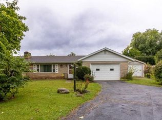1029 W 3rd St, Connersville, IN 47331