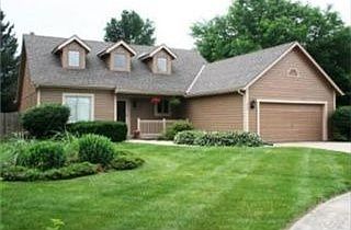 5th image of 506 NE Deerfield Cir