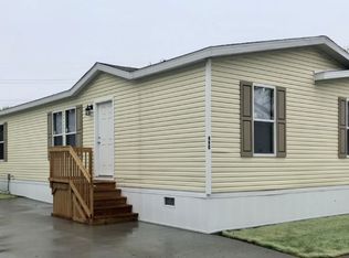 490 Sterling St E, Justice, IL 60458