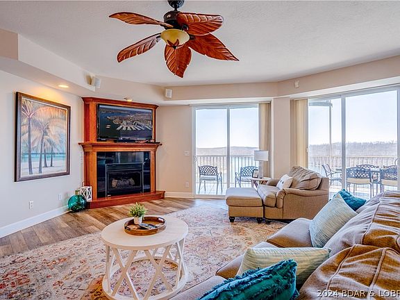 3rd image of 4800 Eagleview Dr #9106