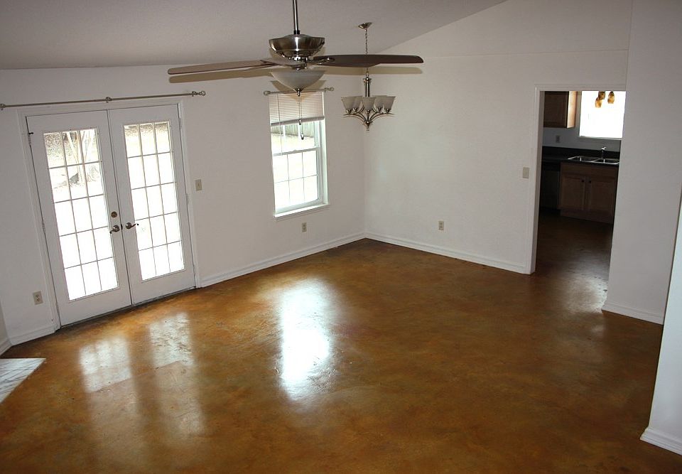 1st image of 6821 Walden Cir