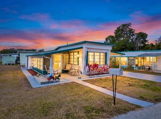 6211 Pearl St, Zephyrhills, FL 33542