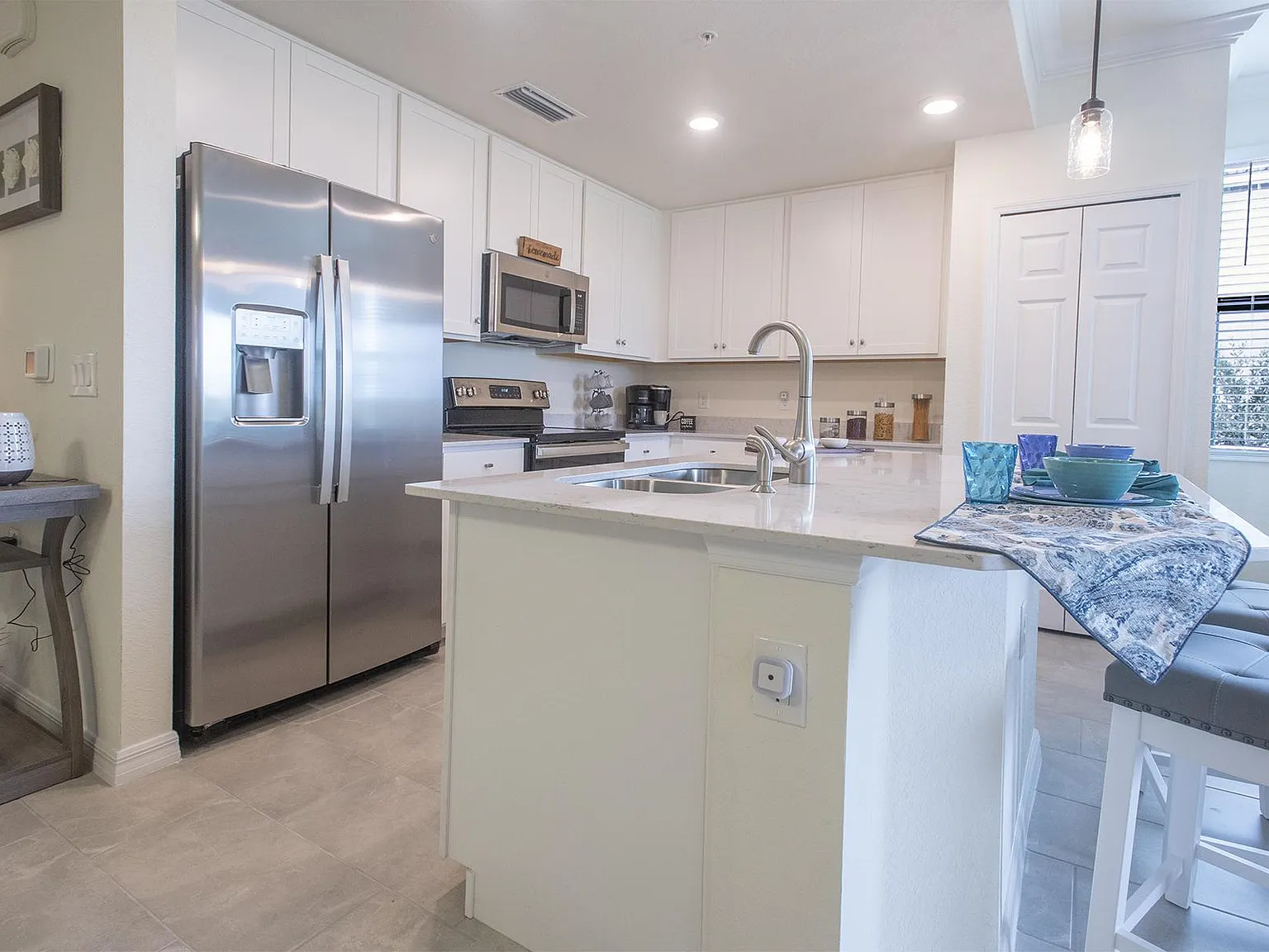 3 bed, 1284 sqft, $2,750 — Photo 3