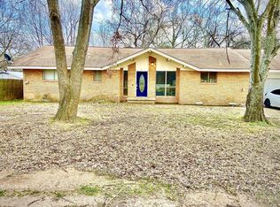 406 E Cook St, Eustace, TX 75124