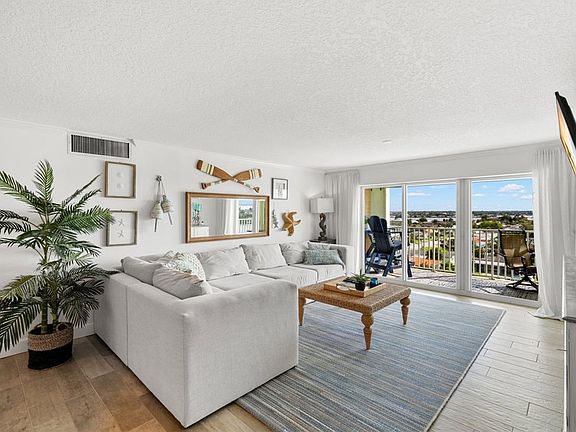 5th image of 420 64th Ave APT 804