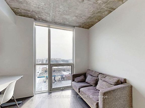 4th image of 1900 Simcoe St N #633