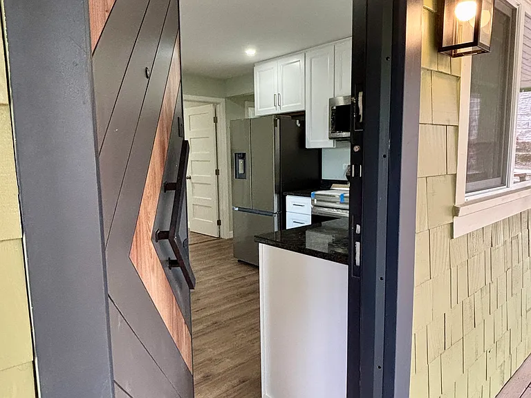 3265 N Interstate Ave #2 — Photo 30