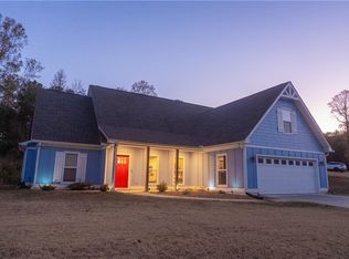 408 Peachtree Ln SE, Calhoun, GA 30701