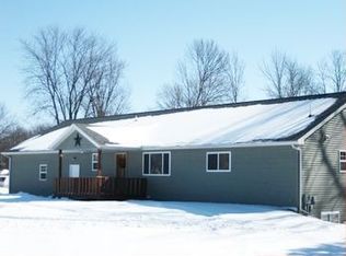 613 Simons St, Coleman, MI 48618