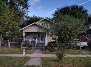 725 E 12th 1/2 St, Houston, TX 77008