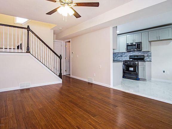 3rd image of 143 Baden Pl