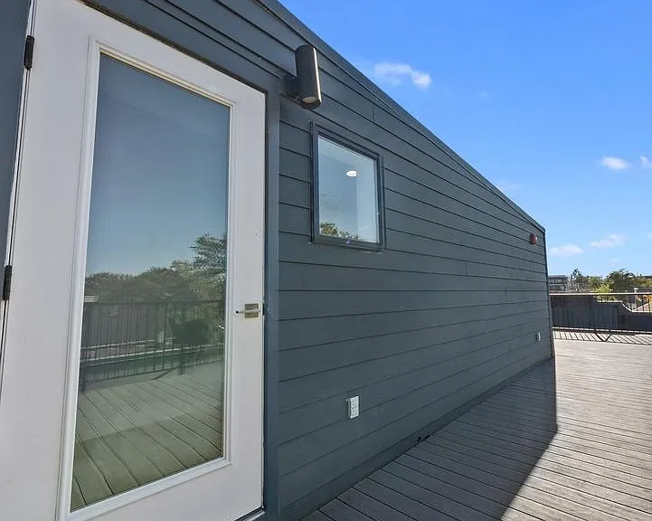 430 Jefferson Ave #203 — Photo 13