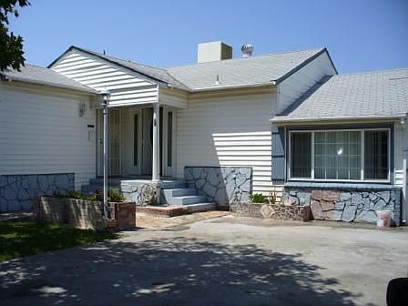 1st image of 50 Lorraine Ave