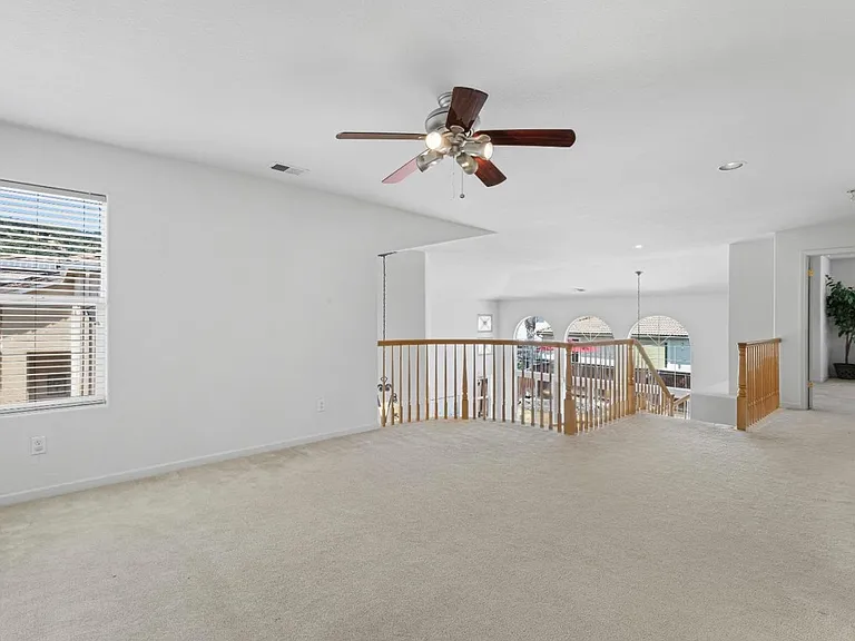 1515 Dovetail Way — Photo 11