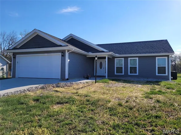 1134 Redwing Ct, Grafton, IL 62037