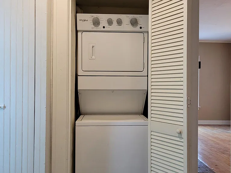 512 College Ave #1 — Photo 7