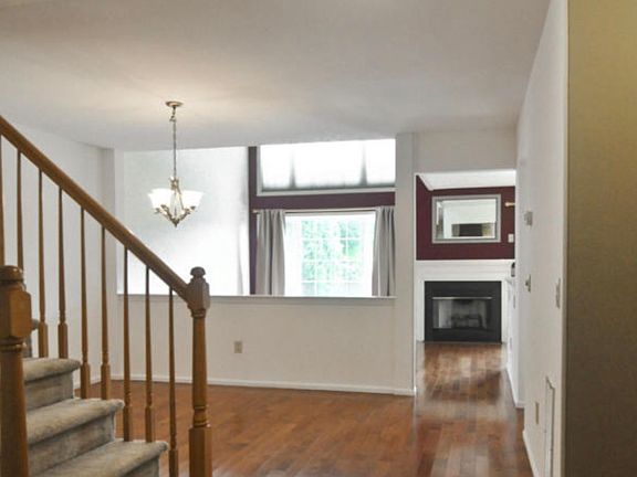 4th image of 5404 Belmont Ct