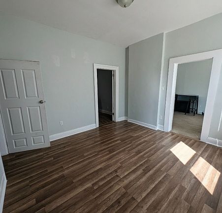 2nd image of 114 Littleton Ave #1
