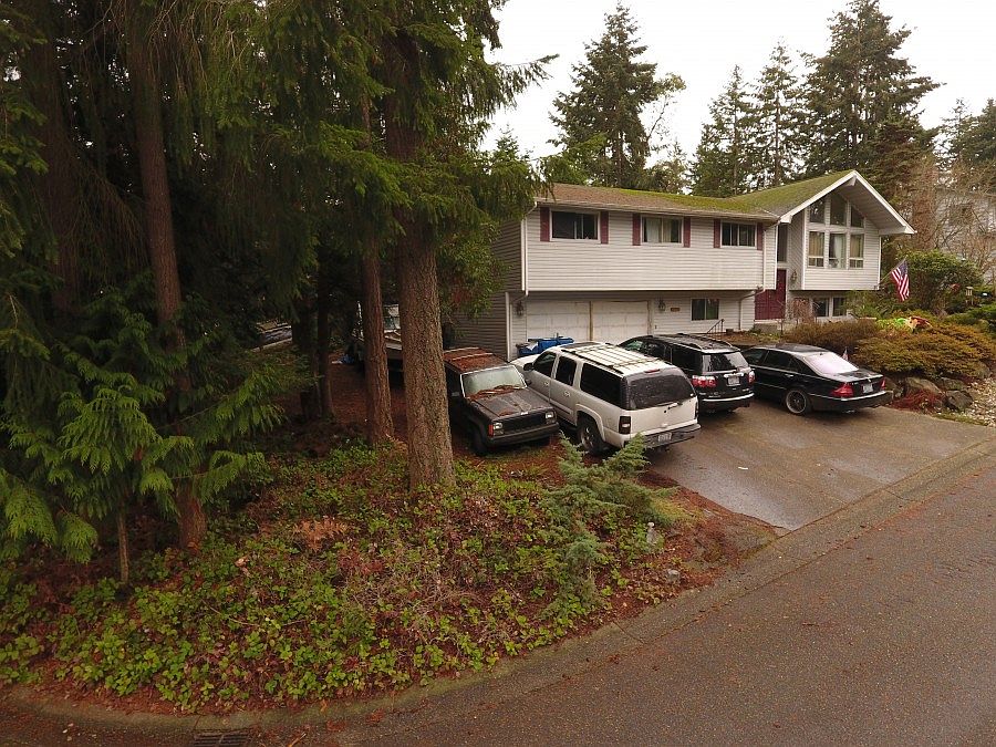 2nd image of 9822 240th St SW