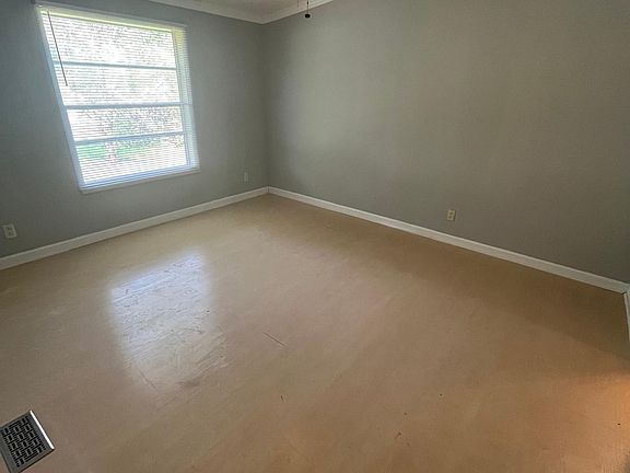 5th image of 5051 Angelina Dr