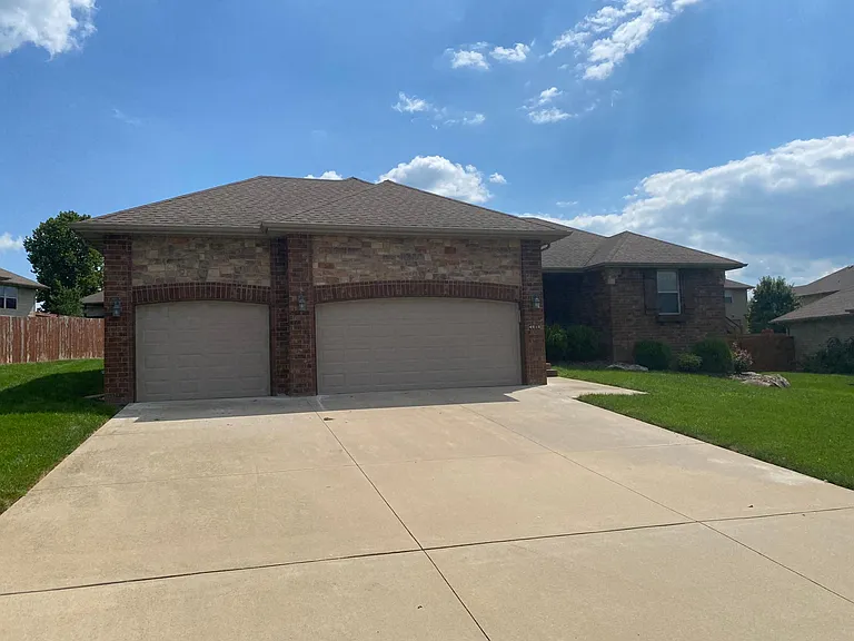 4918 Silo Hills Dr — Photo 4