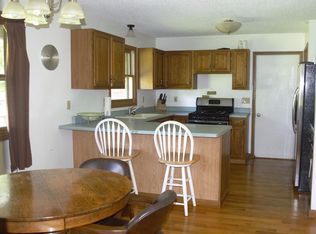 7608 E Robertson Rd, Trafalgar, IN 46181