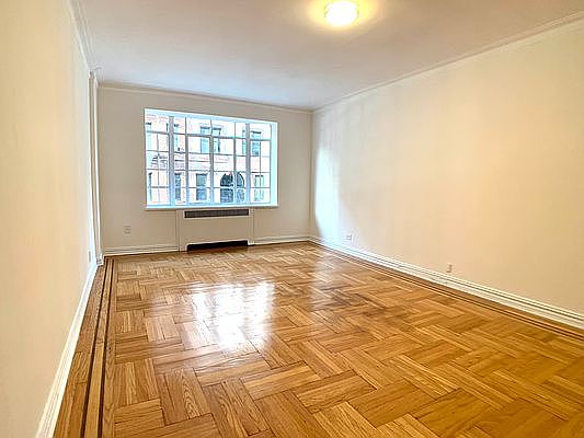 2nd image of 101 Cooper St APT 1H