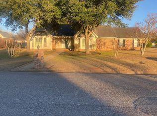 111 Yorkshire St, Dothan, AL 36305