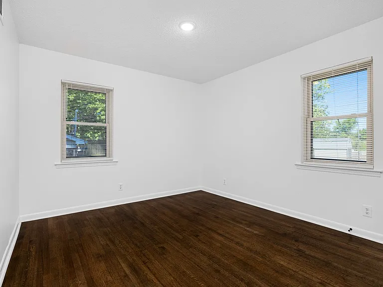 1860 Brookhaven Dr — Photo 25