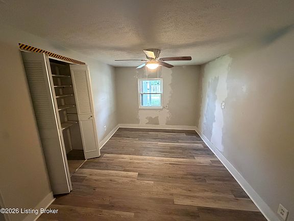 4th image of 4608 Crawford Ave