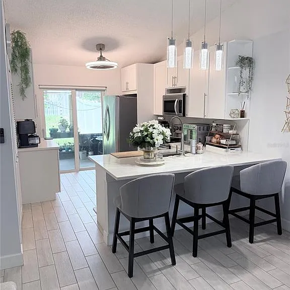 12327 Coral Reef Dr — Photo 2