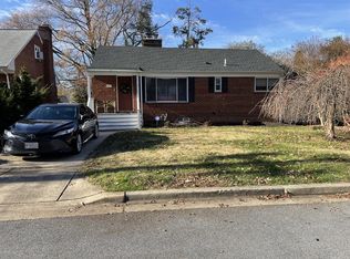 910 Elm Ave, Takoma Park, MD 20912