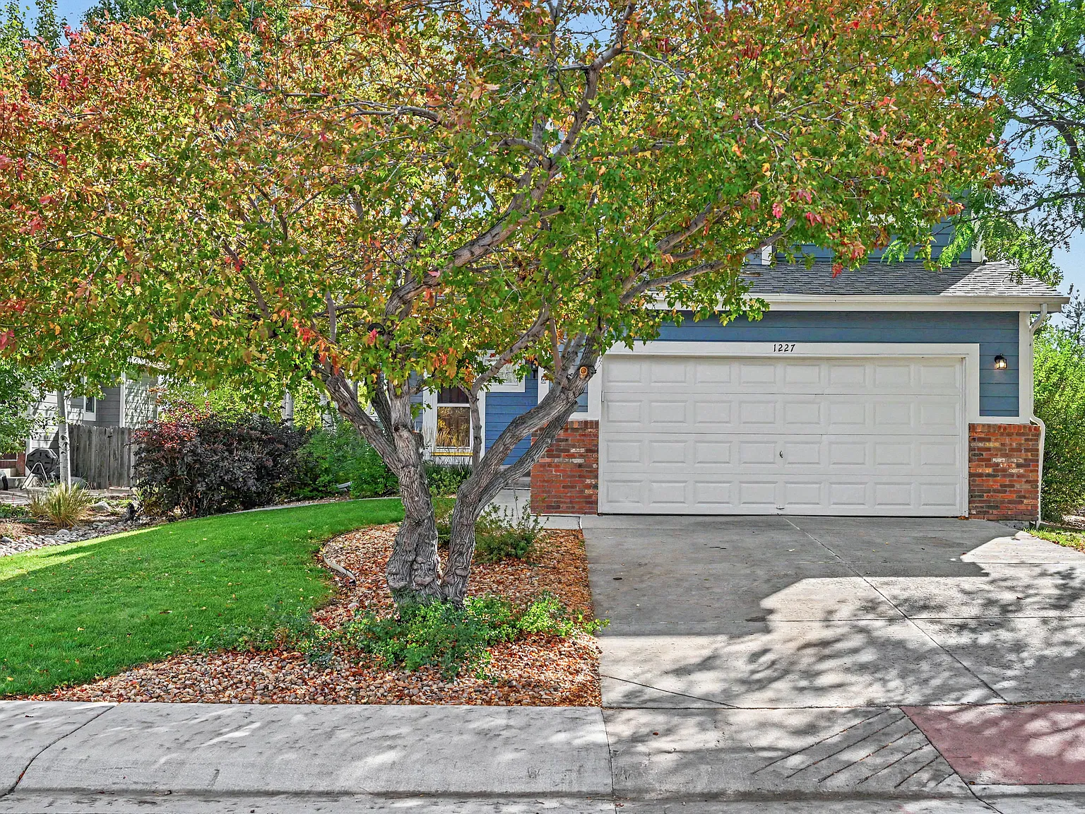 3 bed, 2.5 bath, 1537 sqft, $2,495 — Photo 1
