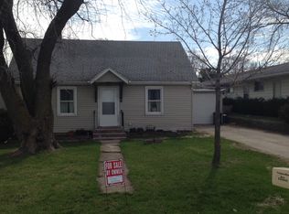 326 N Main St, Creston, IL 60113