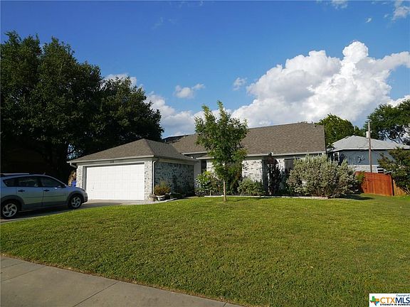 2nd image of 135 Zarley Dr