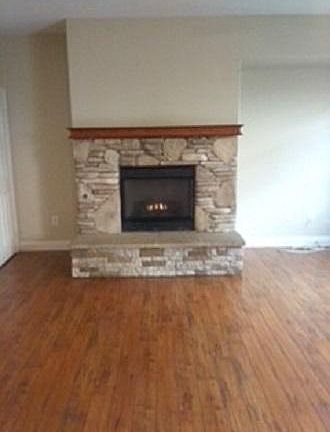 3rd image of 36310 Antoinette Ln