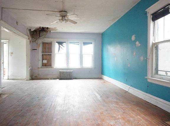 4th image of 7336 S Kingston Ave