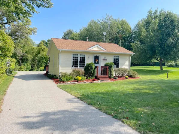 14900 32nd Ave, Marne, MI 49435