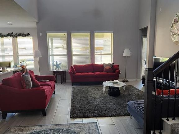 5th image of 8615 Oakdale Bluff Ct